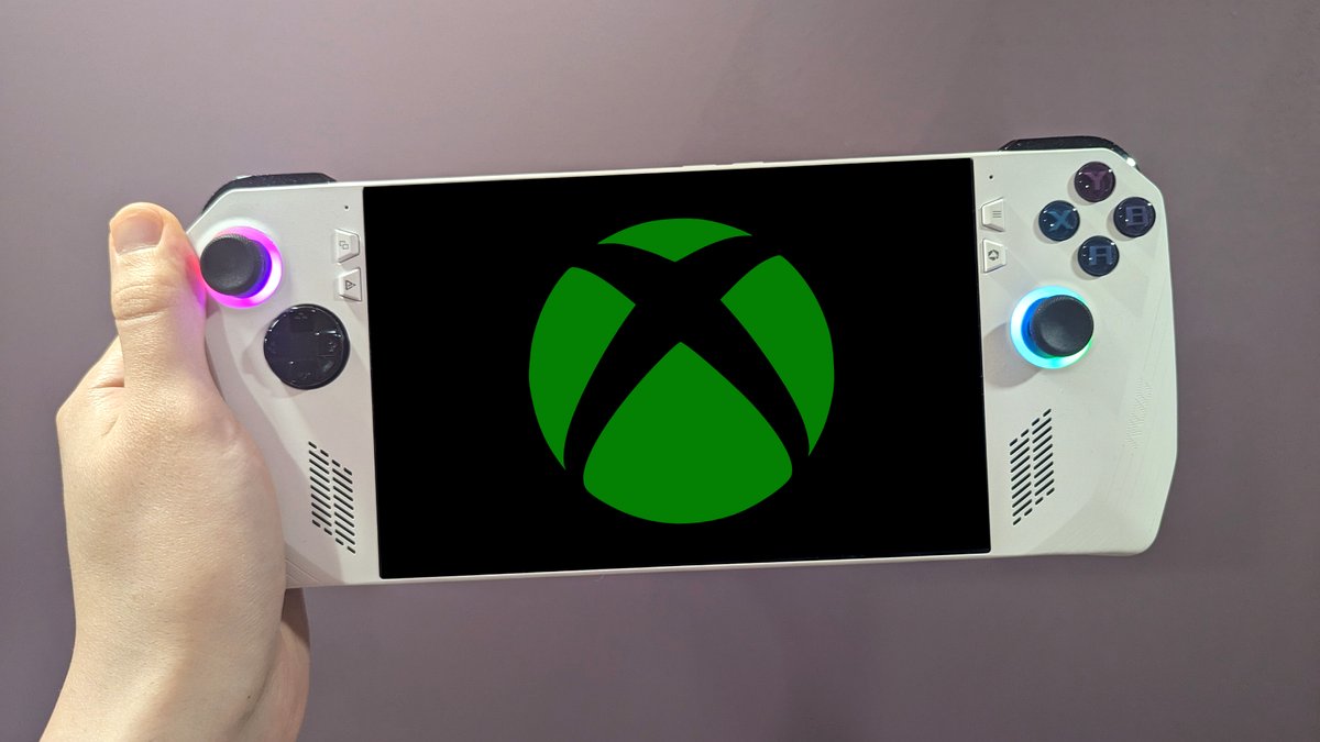 Lenovo Legion Go 2 handheld gaming PC