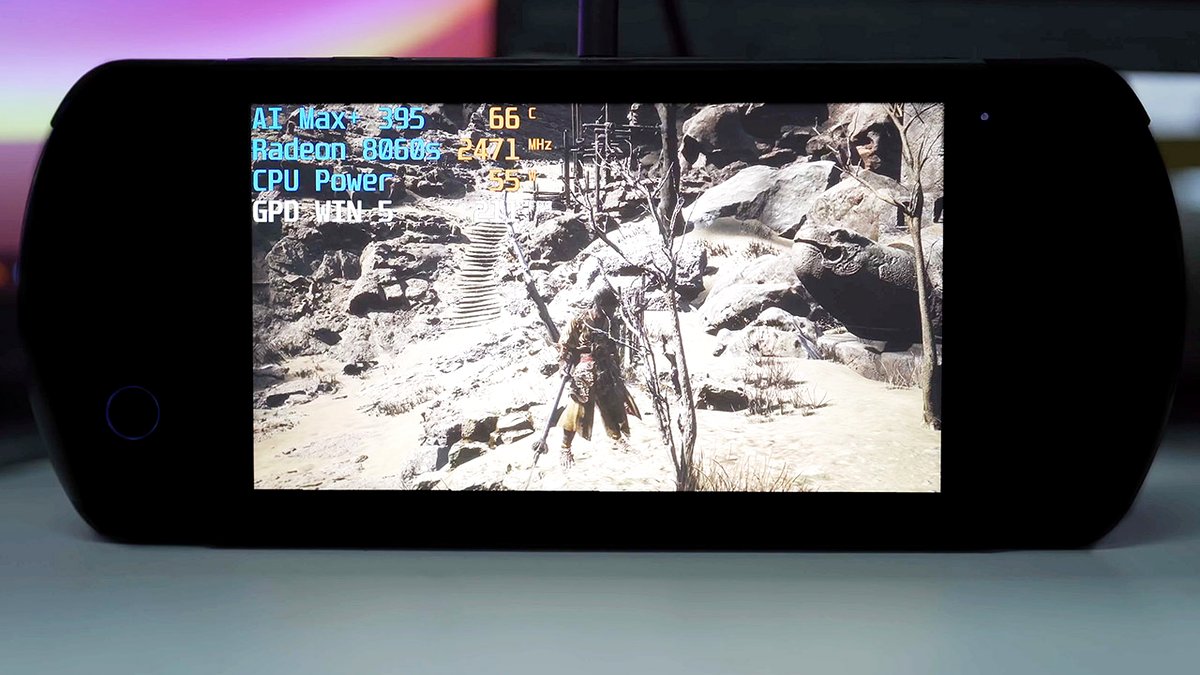 GPD Win 5 gaming handheld display